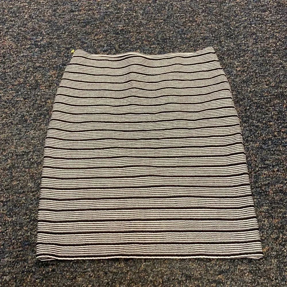 Loft Stripped Black and White Skirt sz. S
